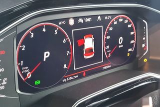 Správné otáčky motoru mohou prodloužit jeho životnost. Tohle pásmo je podle mechaniků nejlepší, většina řidičů ho ale ignoruje